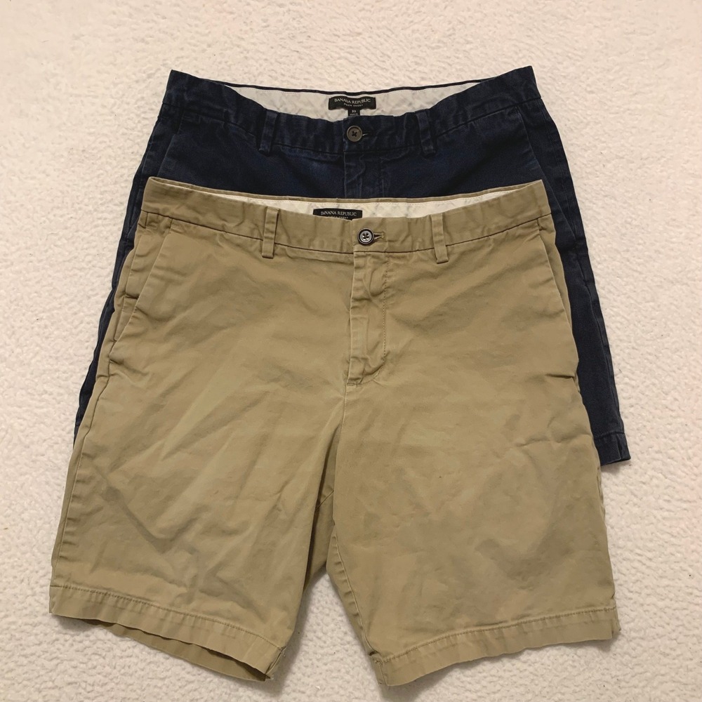 Lot of 2 Banana Republic Aiden Shorts Mens 33 (FITS 34x9) Navy Khaki Chino Zip